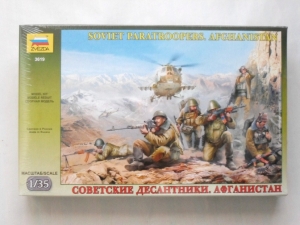ZVEZDA 1/35 3619 SOVIET PARATROOPS AFGHANISTAN